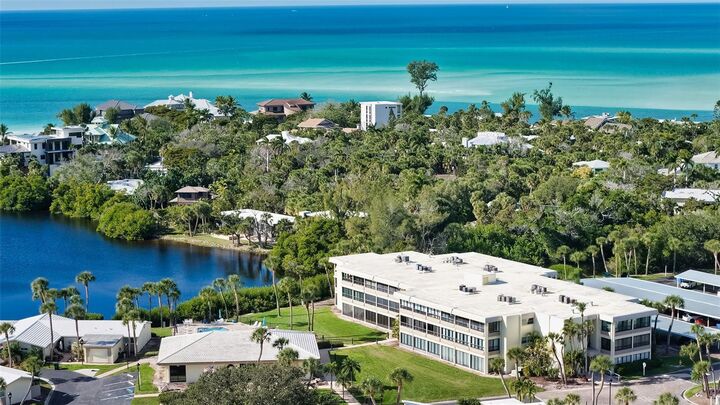 Property Photo:  199 Whispering Sands Drive 204  FL 34242 