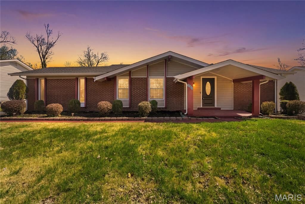 Property Photo:  3580 Greenway Chase Drive  MO 63031 