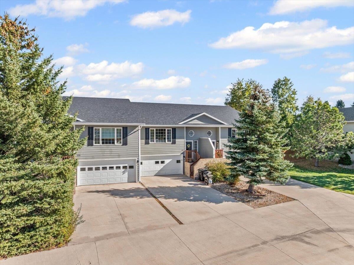 Property Photo:  1028 S 35th Street  SD 57783 