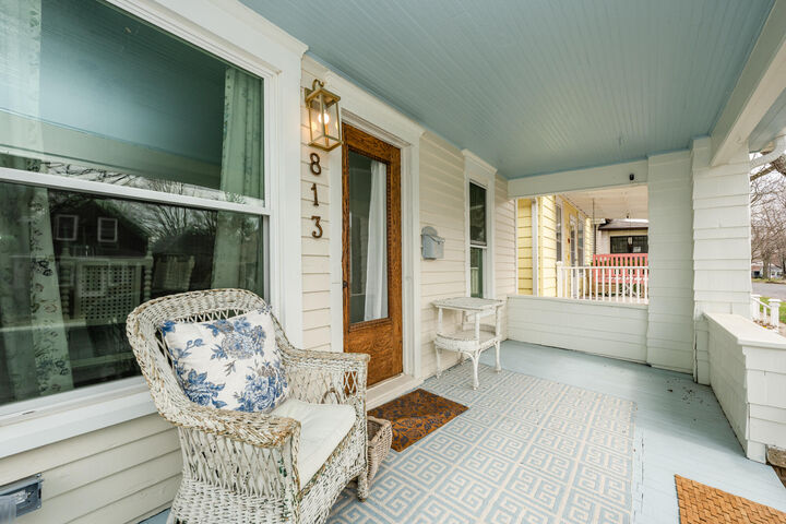 Property Photo: 813 Michigan Avenue MI 49085