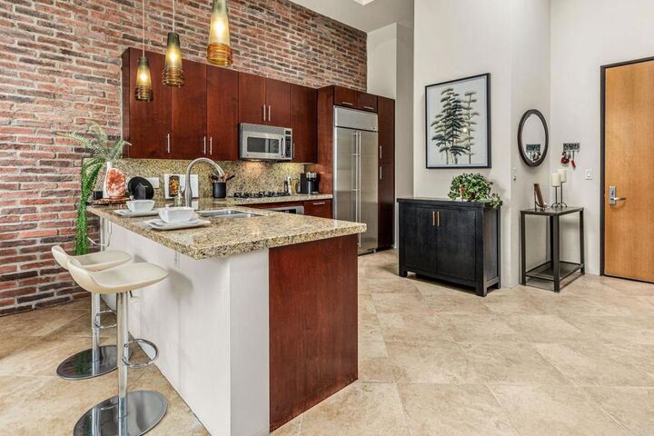 Property Photo:  1050 Island Avenue 711  CA 92101 