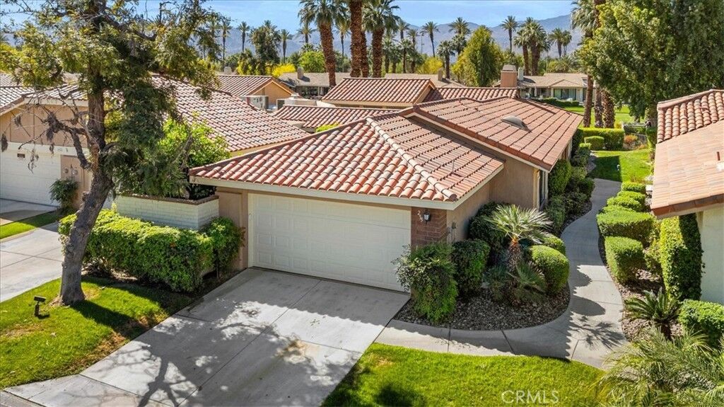Property Photo:  255 Calle Del Verano  CA 92260 