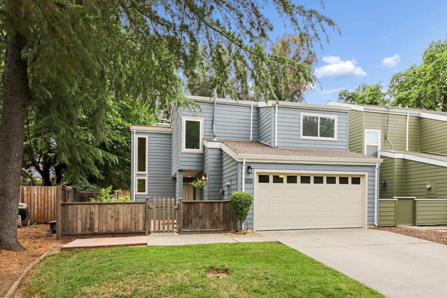 Property Photo: 2038 Renoir Avenue CA 95618