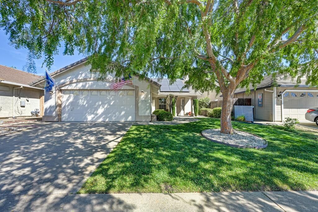 Property Photo:  1375 Cobblestone Drive  CA 95648 