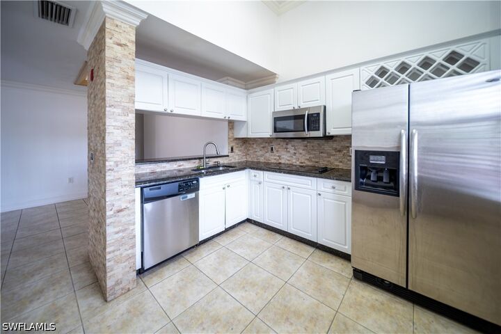 Property Photo:  3407 Winkler Avenue 304  FL 33916 