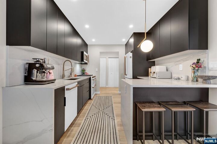Property Photo: 35 Riverview Court 35 NJ 07094