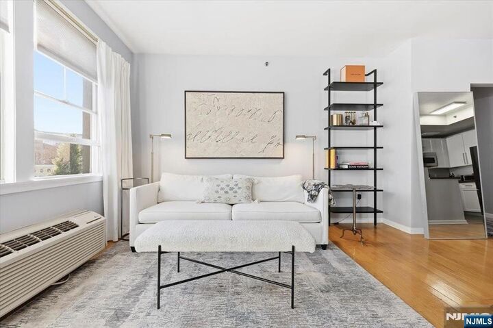 Property Photo:  15 Freedom Way 412  NJ 07305 