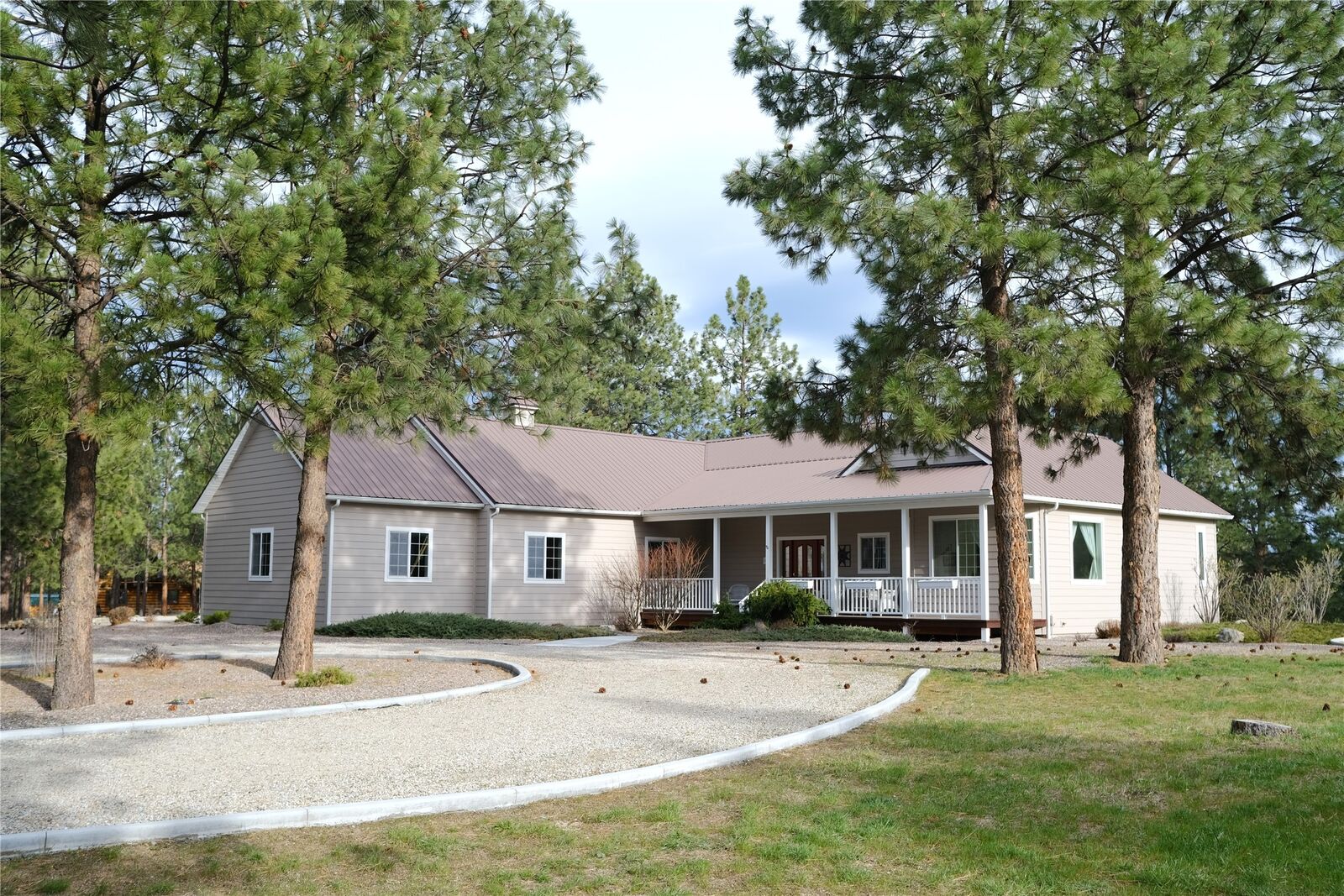 Property Photo: 571 Cielo Vista MT 59840