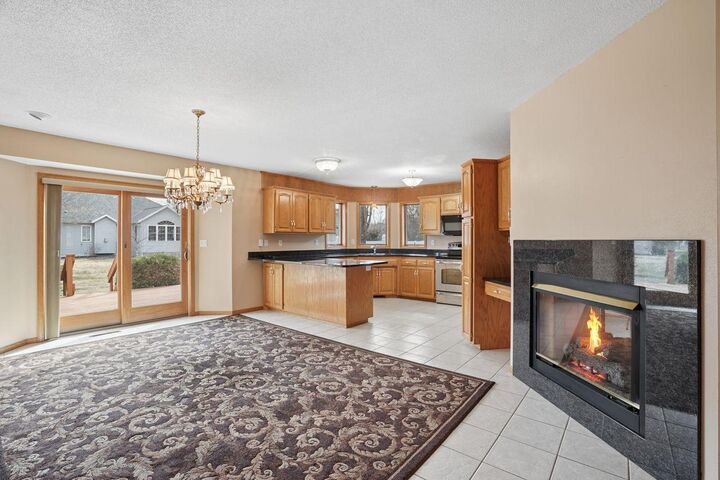 Property Photo:  2210 Viking Drive  MN 56301 