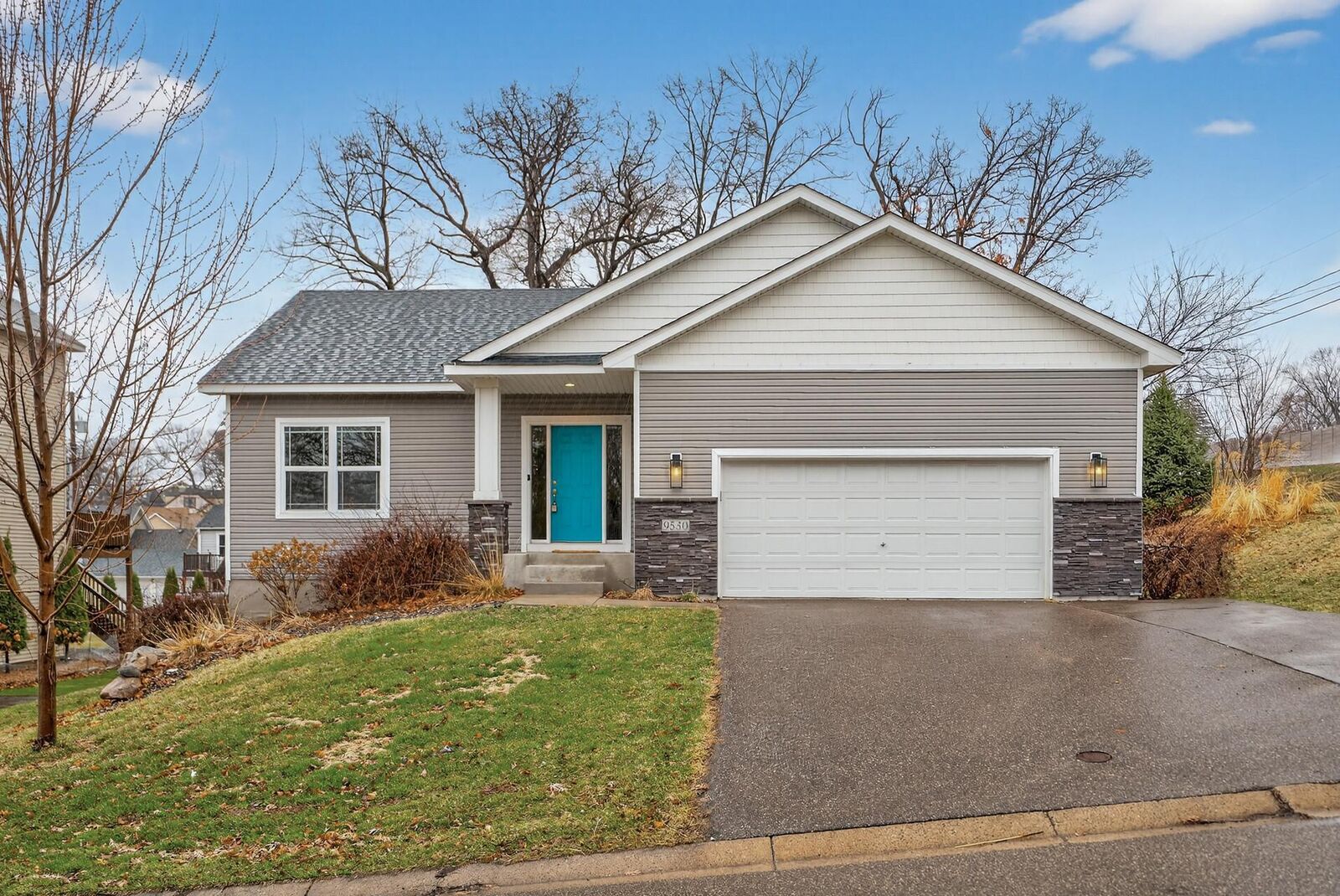 Property Photo:  9530 18th Avenue N  MN 55441 