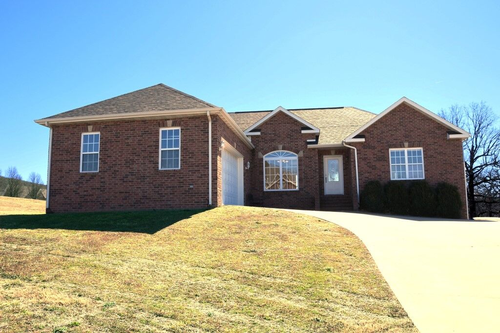 Property Photo:  205 Hillcrest Drive  AR 72616 