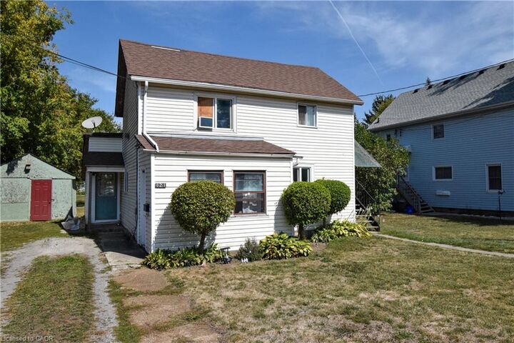 121 Cross Street E — photo 1