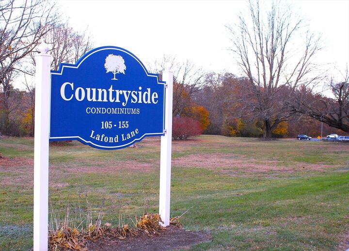 Property Photo:  155 Lafond Ln 32  MA 01826 