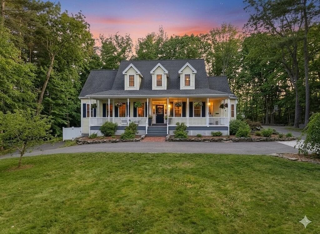 Property Photo:  14 Salisbury Street  MA 01519 