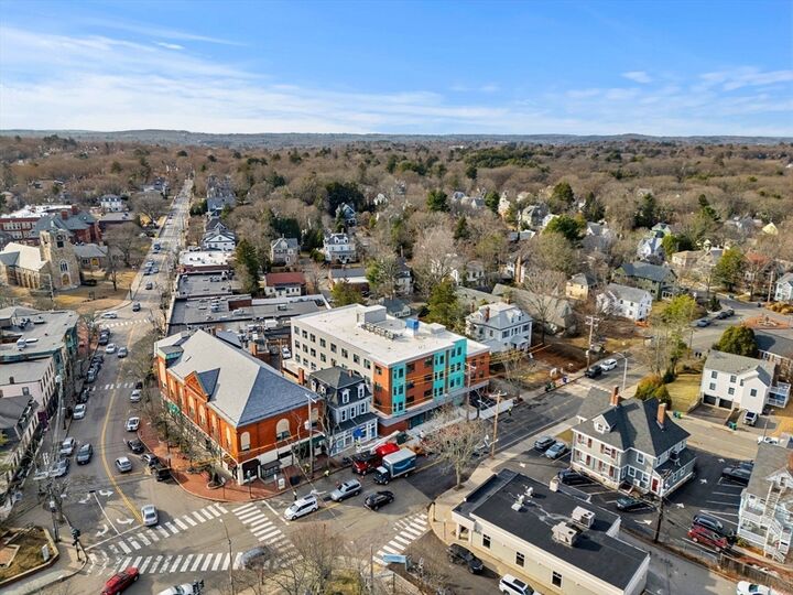 Property Photo:  1151 Walnut St 301  MA 02461 