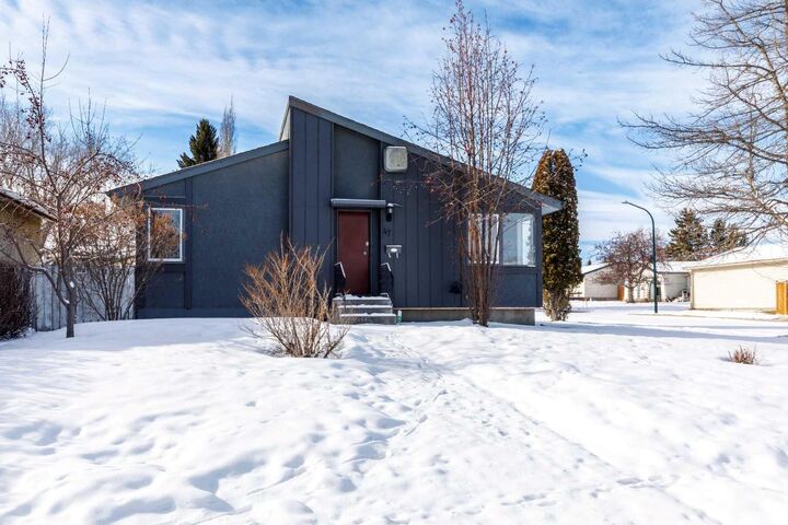 47 Olsen Street — photo 1