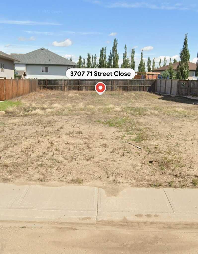 Property Photo: 3707 71 St. Close AB T4V 5B5