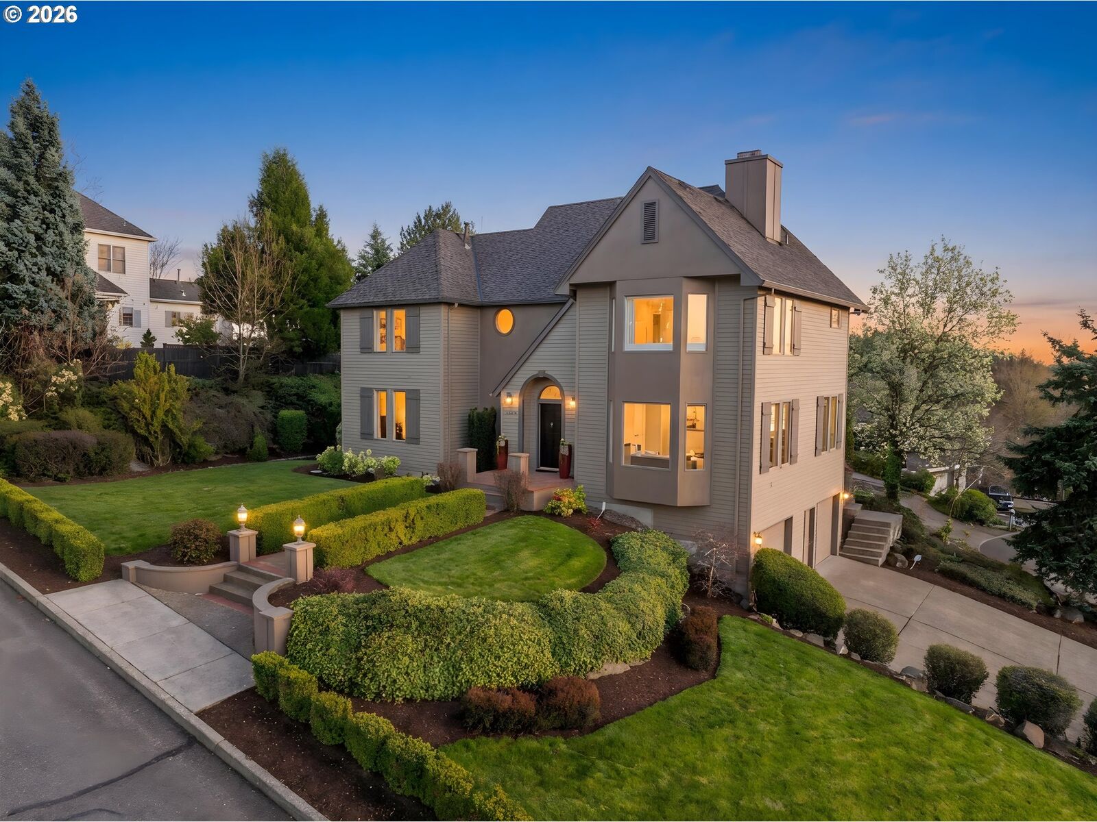 Property Photo:  8710 NW Hazeltine St  OR 97229 