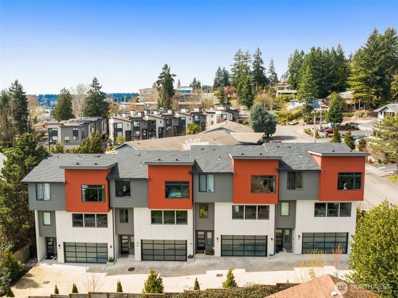 Property Photo:  6525 NE 182nd Street 103  WA 98028 