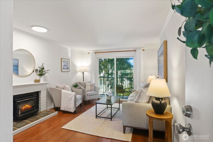 Property Photo:  921  130th Street SW C203  WA 98204 