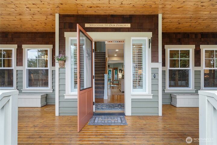 Property Photo:  12521  173rd Avenue SE  WA 98290 