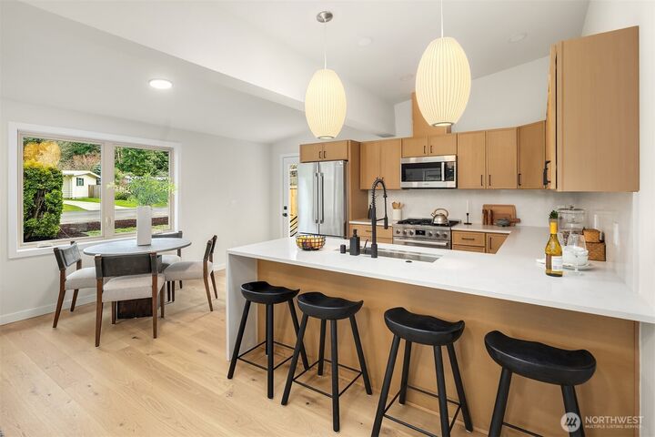 Property Photo: 12241 NE 65th Street WA 98033