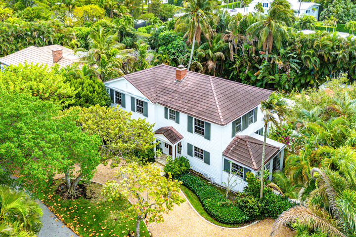 Property Photo:  210 Merrain Road  FL 33480 