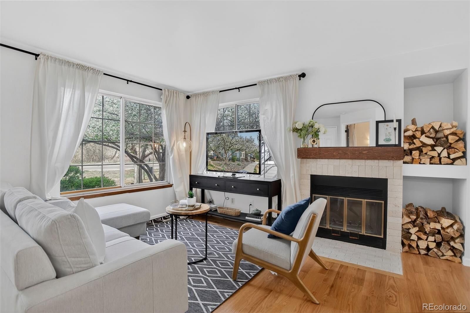 Property Photo:  886 S Reed Court E  CO 80226 