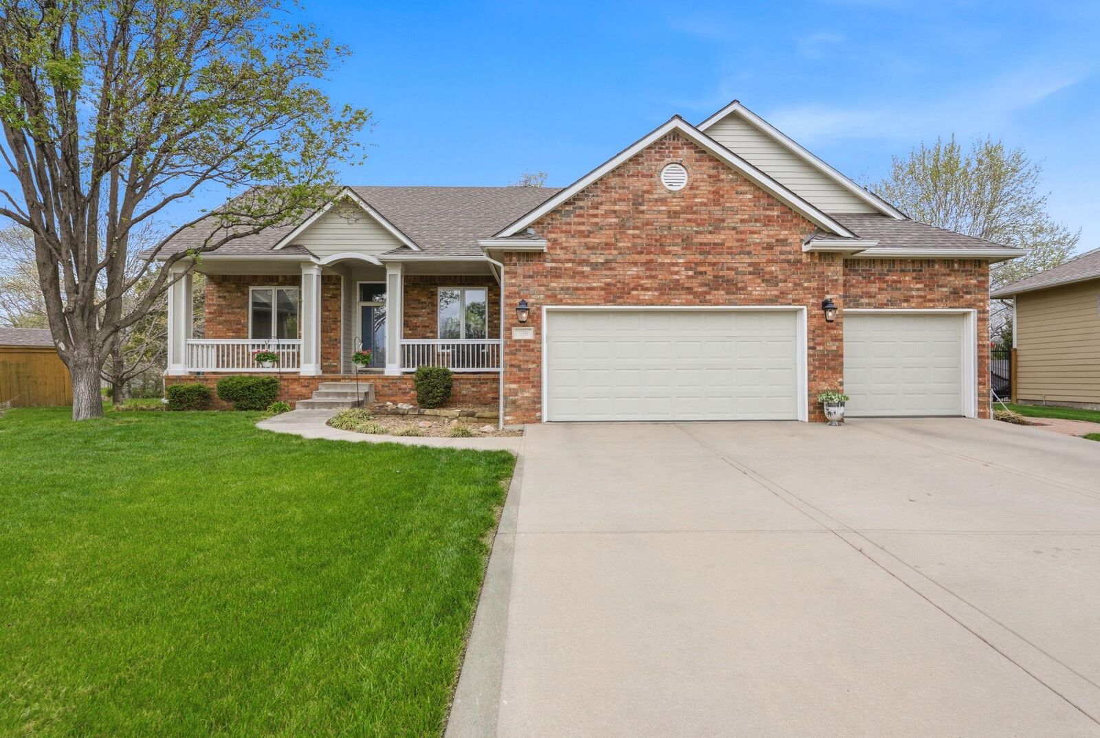 Property Photo: 230 S Maple Dunes Ct KS 67235