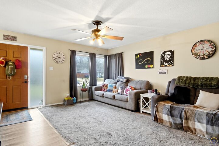 Property Photo:  1533 SW 23rd Pk  KS 66611 