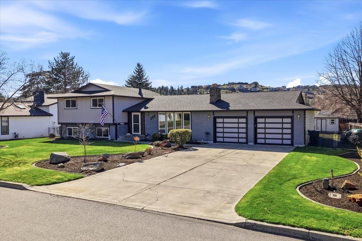 Property Photo:  111 N Wright Blvd  WA 99019 