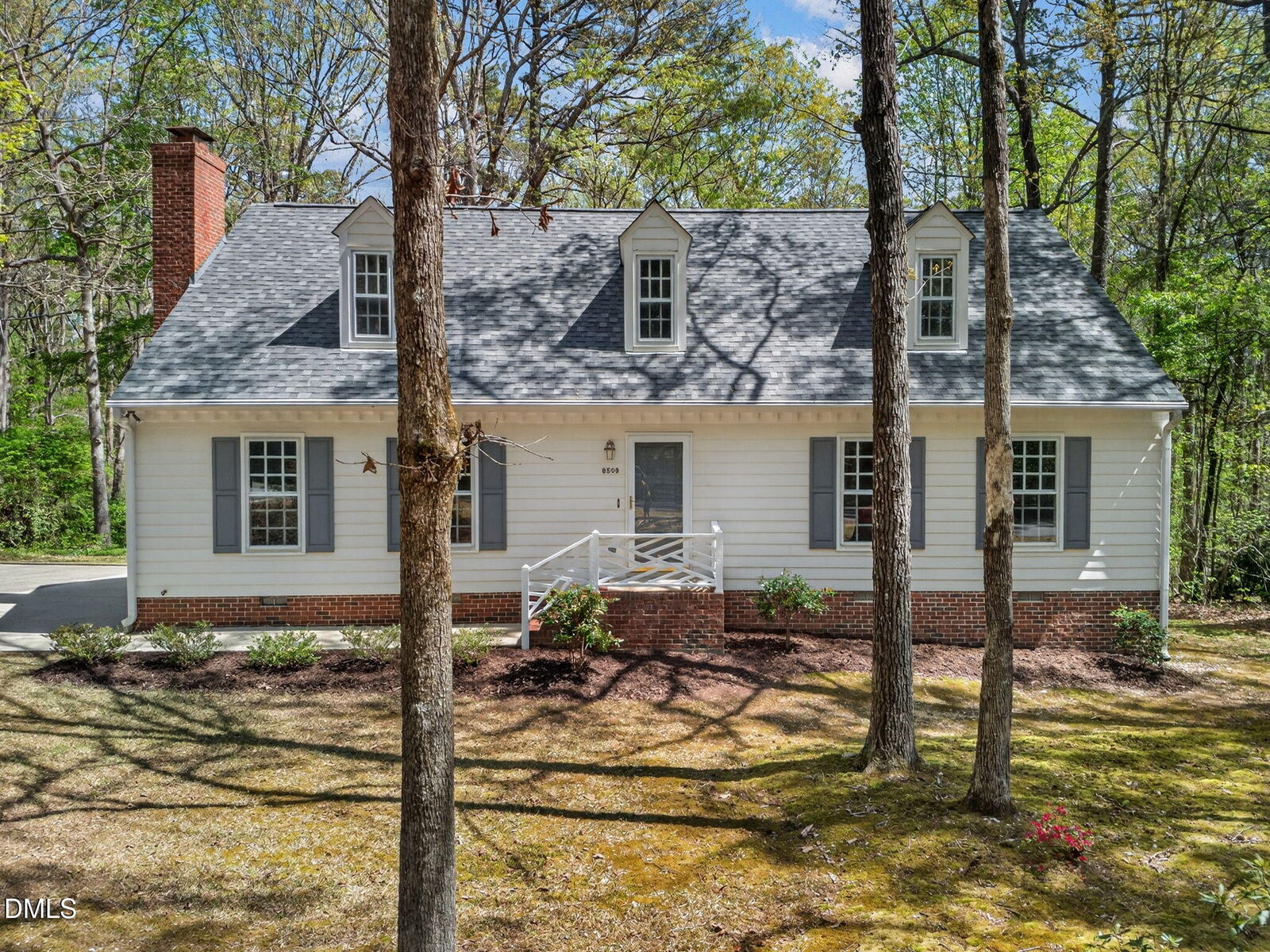 Property Photo:  8509 Wanstraw Way  NC 27539 