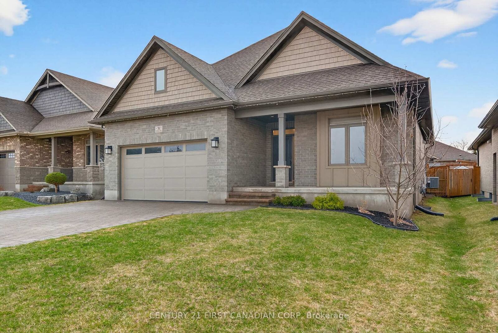 Property Photo:  31 Lindsay Crescent  ON N7G 0G5 