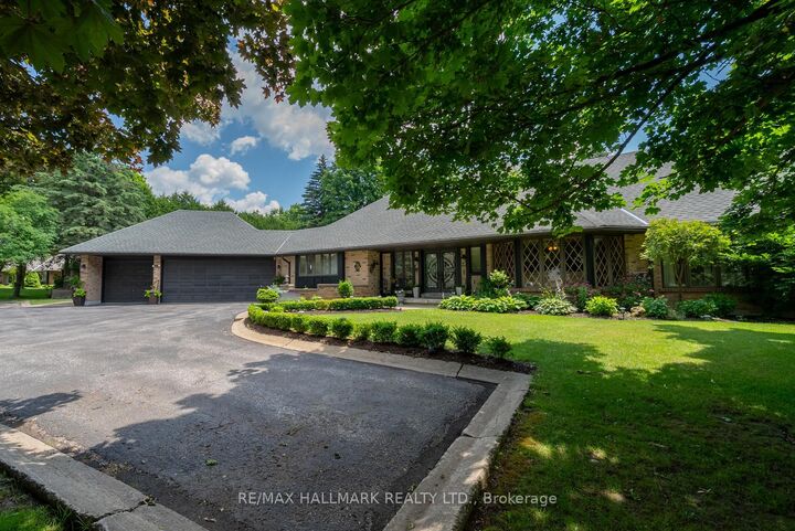 Property Photo: 3 Marilyn Avenue ON L4A 2C8