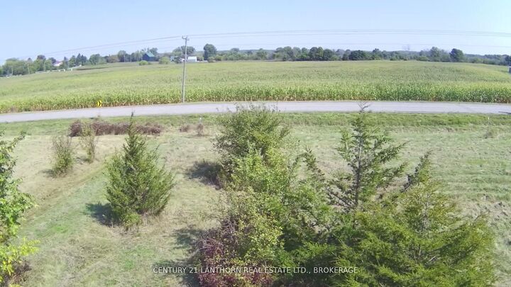 Photo de la propriété: 89 South Shore Road S ON K7R 3K7