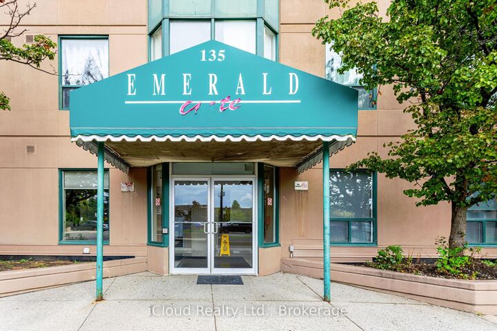 135 Hillcrest Avenue 903 — photo 1