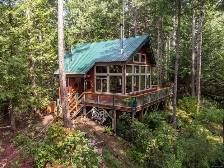 Property Photo: 268 East Point Rd BC V0N 2Y0