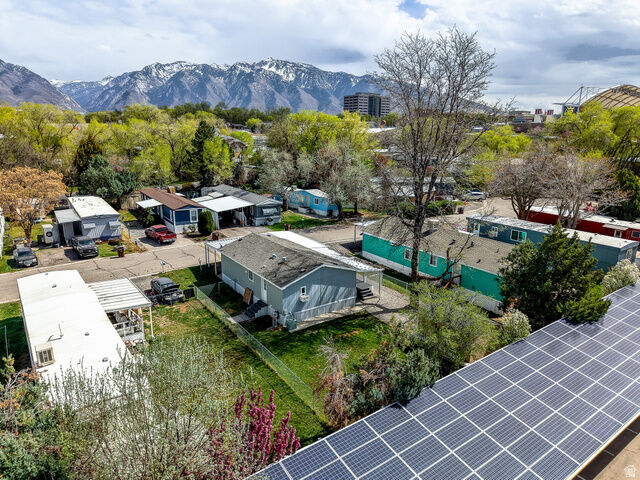 Property Photo:  17 W Tiny Wood Dr S  UT 84070 