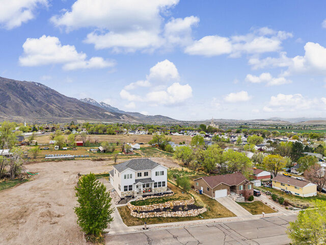 Property Photo:  627 W 1100 S  UT 84651 