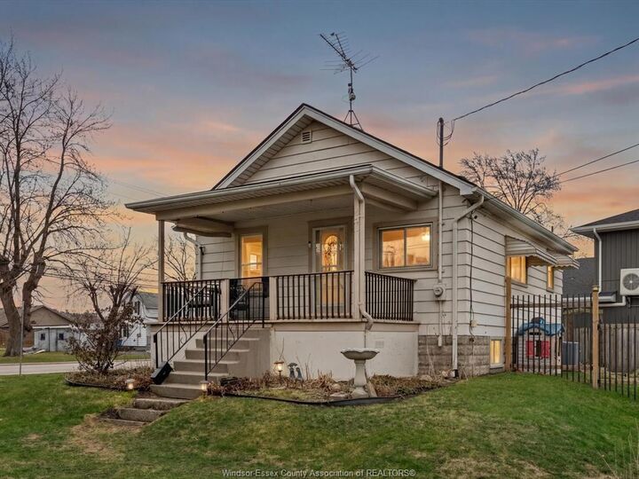 Property Photo:  290 Sacred Heart Drive  ON N9J 1S9 