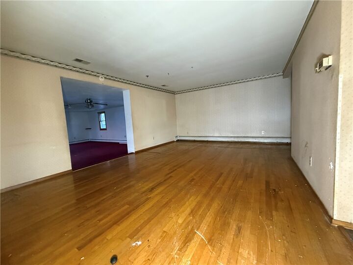 Property Photo:  815 Sweetleaf Dr  PA 15146 