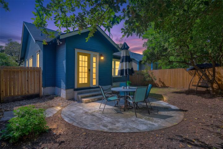 Property Photo:  4412 Red River Street  TX 78751 
