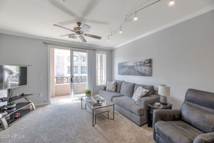 Property Photo: 4455 E Paradise Village Parkway S 1052 AZ 85032