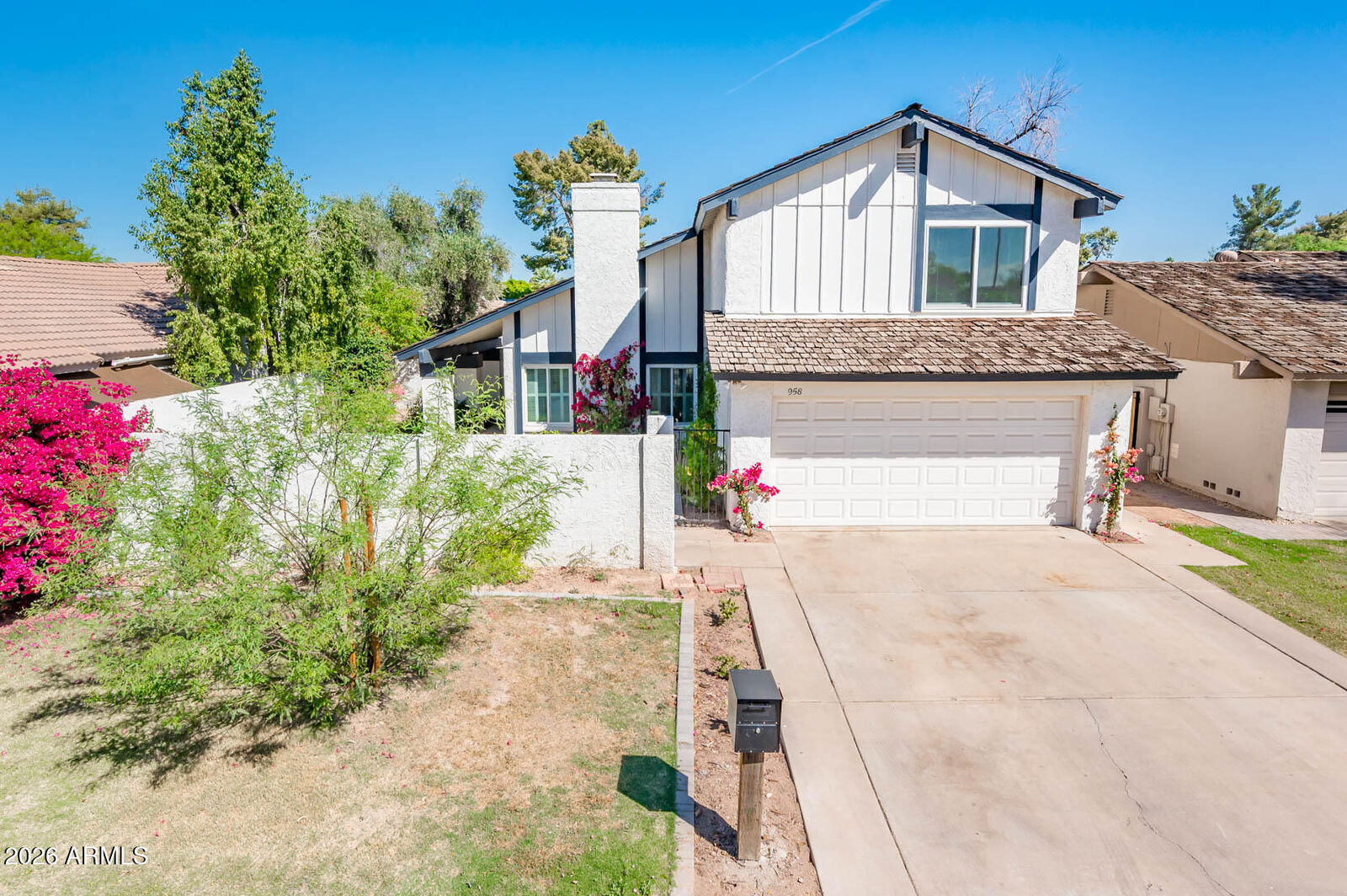 Property Photo: 958 E Lobster Trap Lane AZ 85283