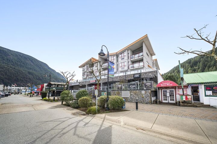 Property Photo: 160 Esplanade Avenue 312A BC V0M 1K0