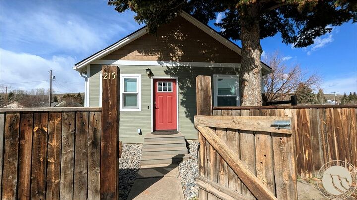 Property Photo: 215 S Villard Avenue MT 59068