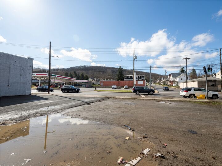 Property Photo:  159 Conklin Avenue  NY 13903 