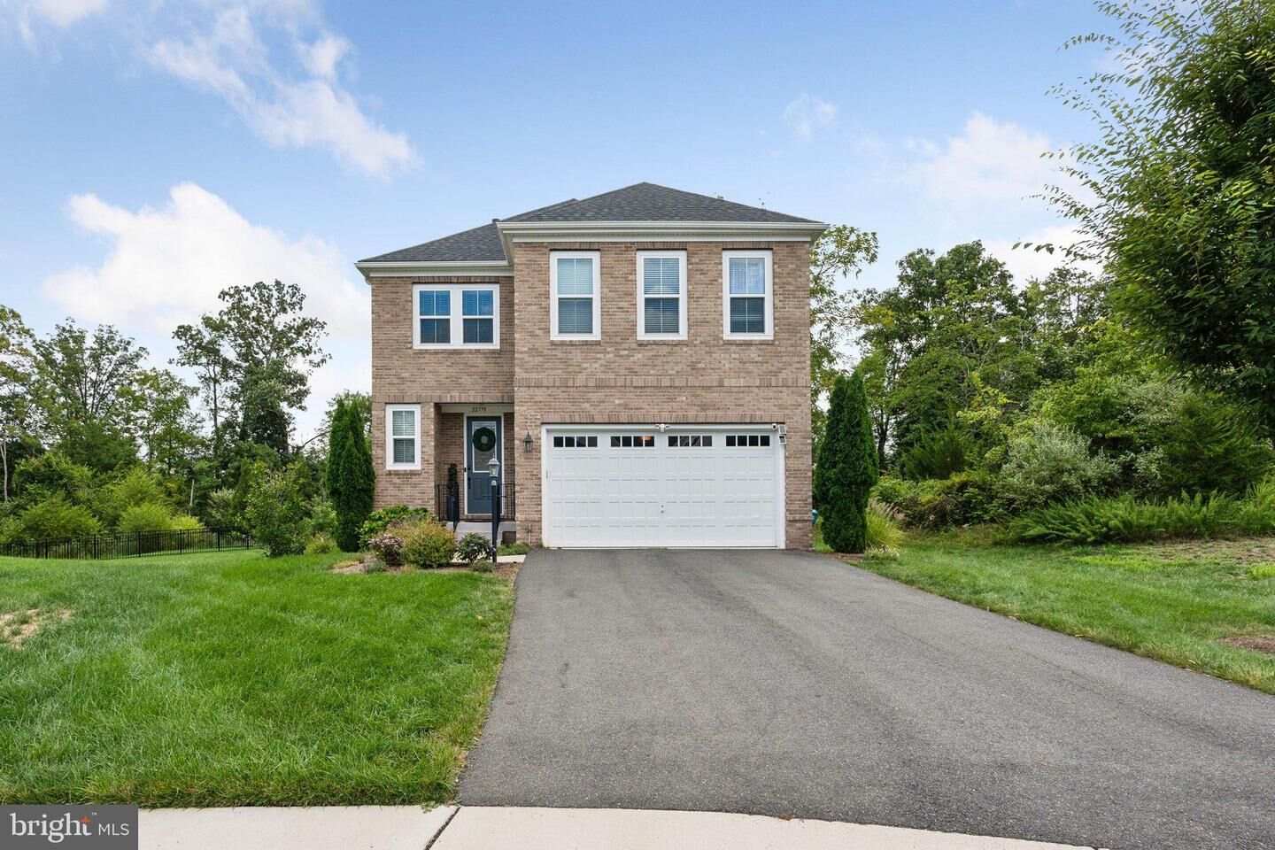 Property Photo: 22778 Trailing Rose Court VA 20148