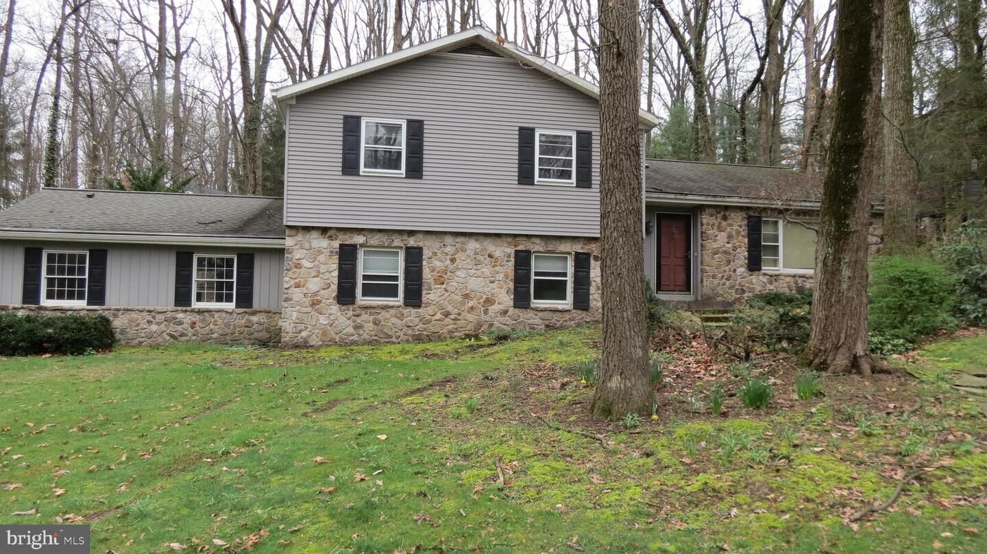 Property Photo:  436 Laurel Drive  PA 17033 