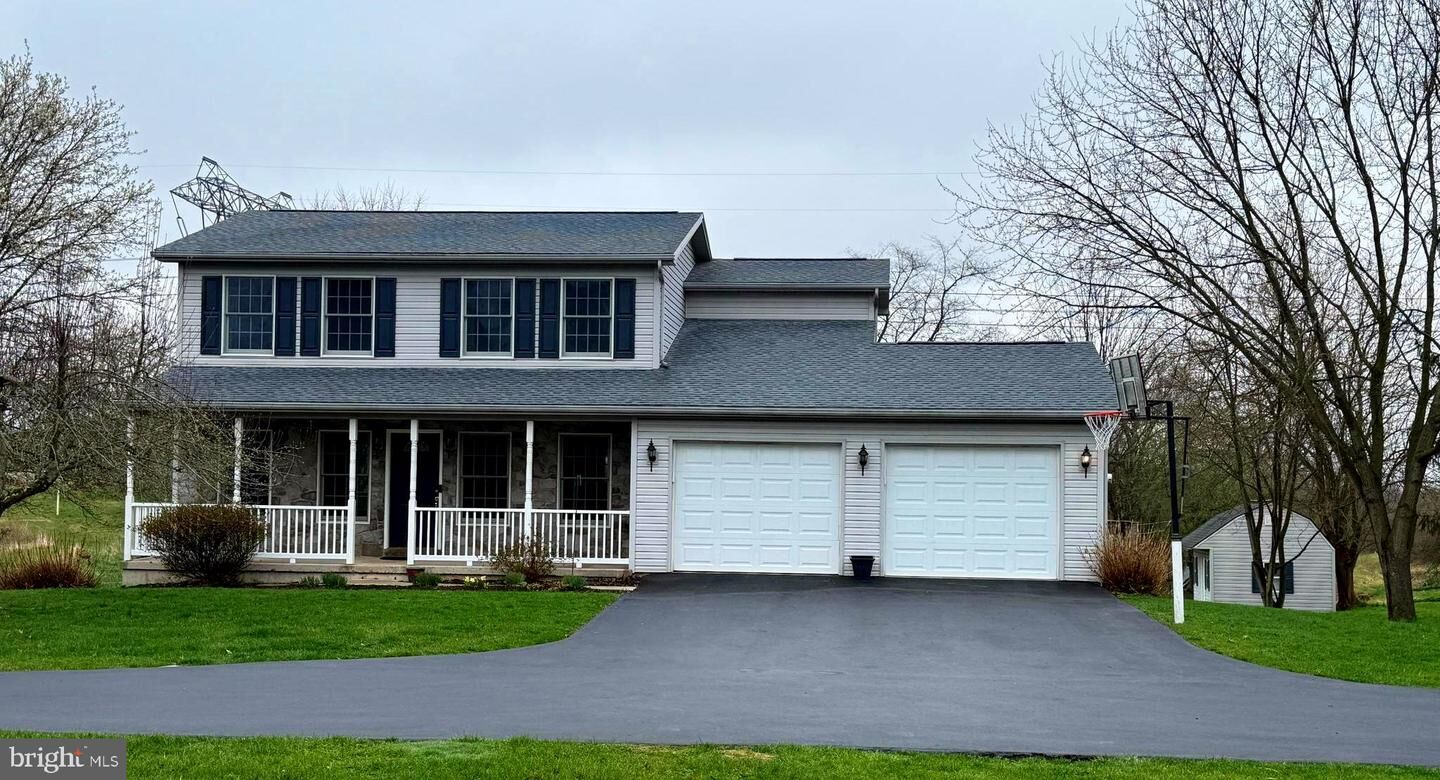 Property Photo: 950 Piketown Road PA 17112